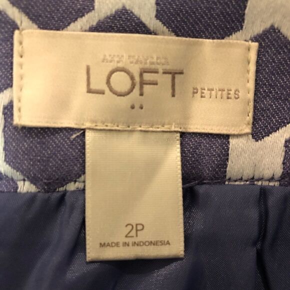 LOFT skirt  - Picture 3 of 4